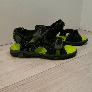 Khombu Black & Green Luke Boys Athletic Adjustable Sandals Size 2